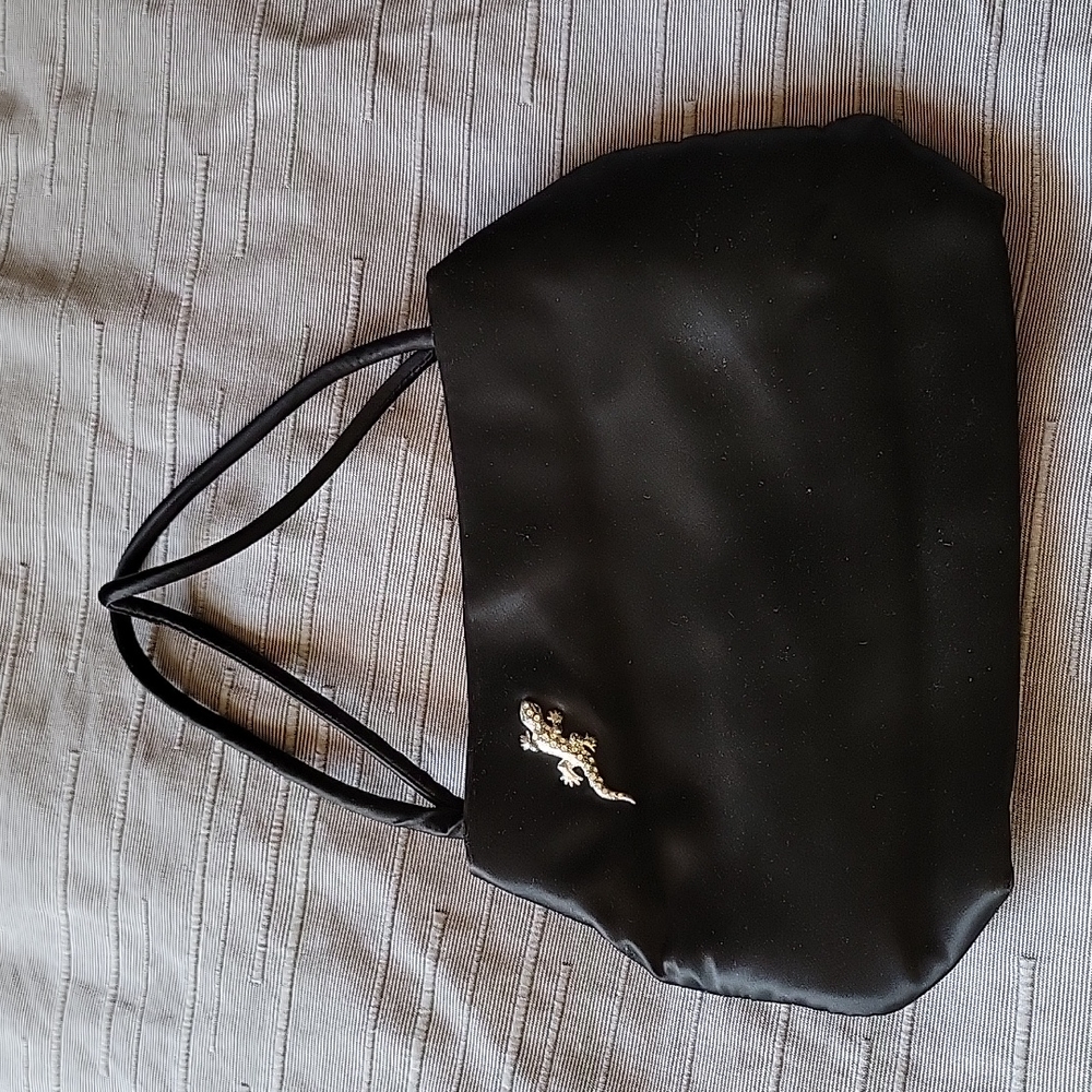 Vintage like clutch